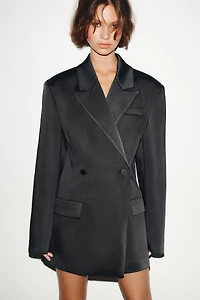 SATIN BLAZER WITH MULTI-POSITION BUTTON