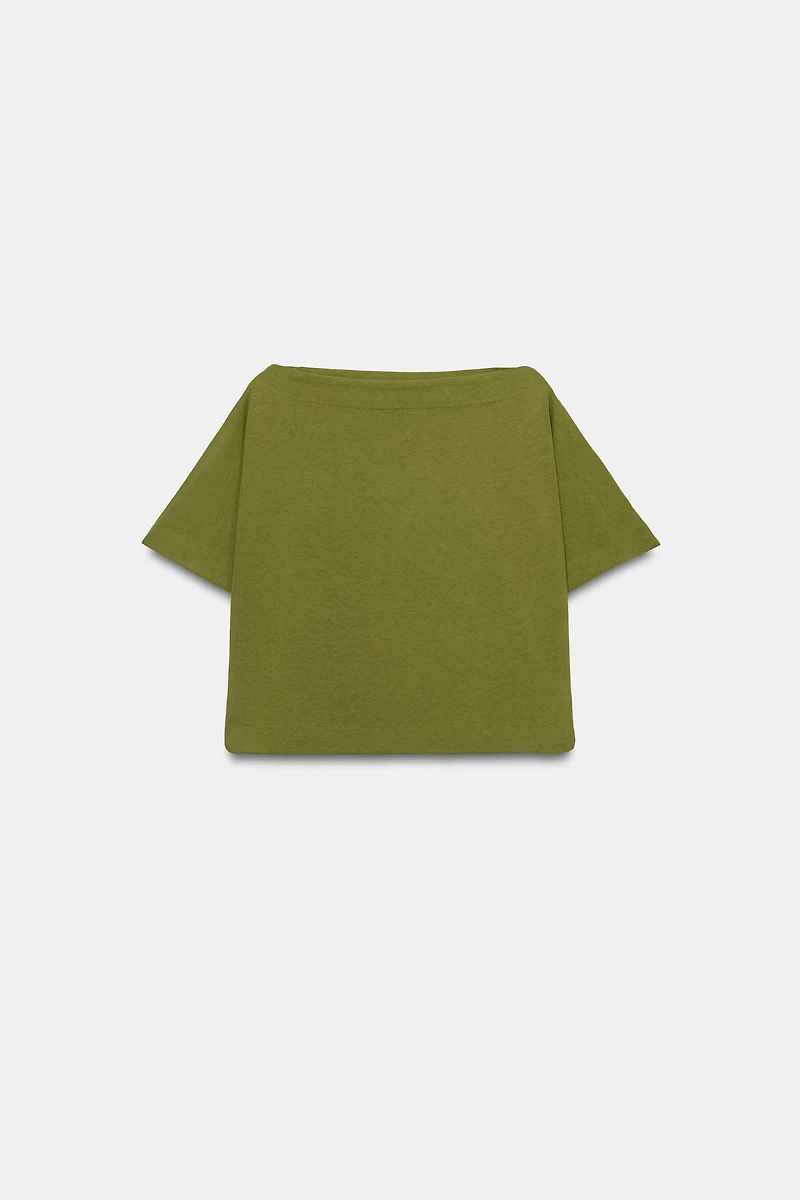 CAPE EFFECT CROP TOP