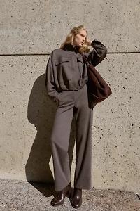 HIGH-WAISTED STRAIGHT LEG PANTS