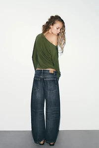 LONG SLEEVE T-SHIRT WITH STUDS