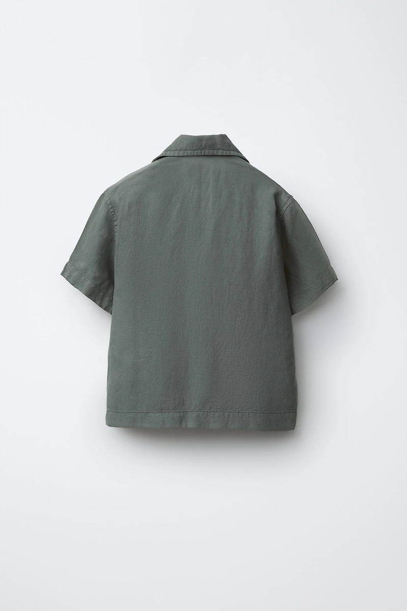 FLUID LINEN BLEND SPREAD COLLAR SHIRT