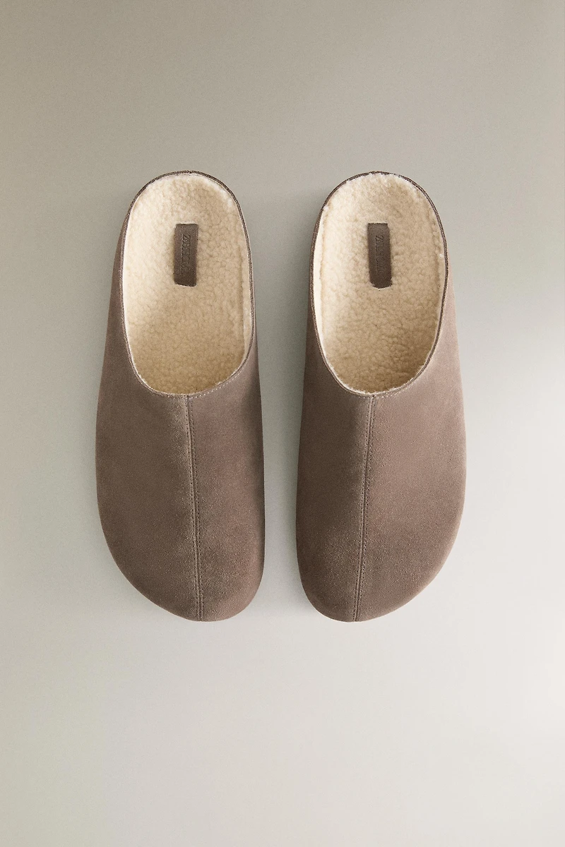 WARM LEATHER MINIMAL CLOGS