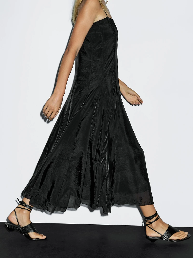 Robe midi fluide à godets