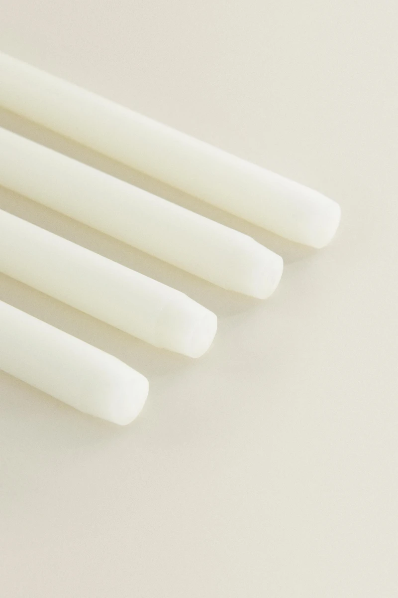 PACK BOUGIES LONGUES DÉCORATIVES CYLINDRIQUES (PACK DE 4)