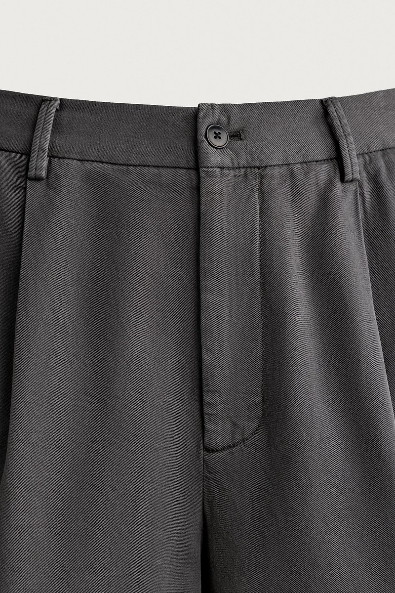 WASHED RELAXED FIT SHORTS
