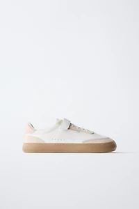 TENNIS OU BASKET BAREFOOT