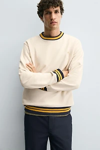CONTRAST RIB EMBROIDERED SWEATSHIRT