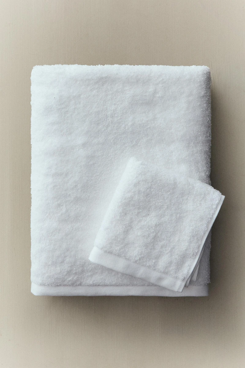 HIGH GSM TERRY BATH TOWEL