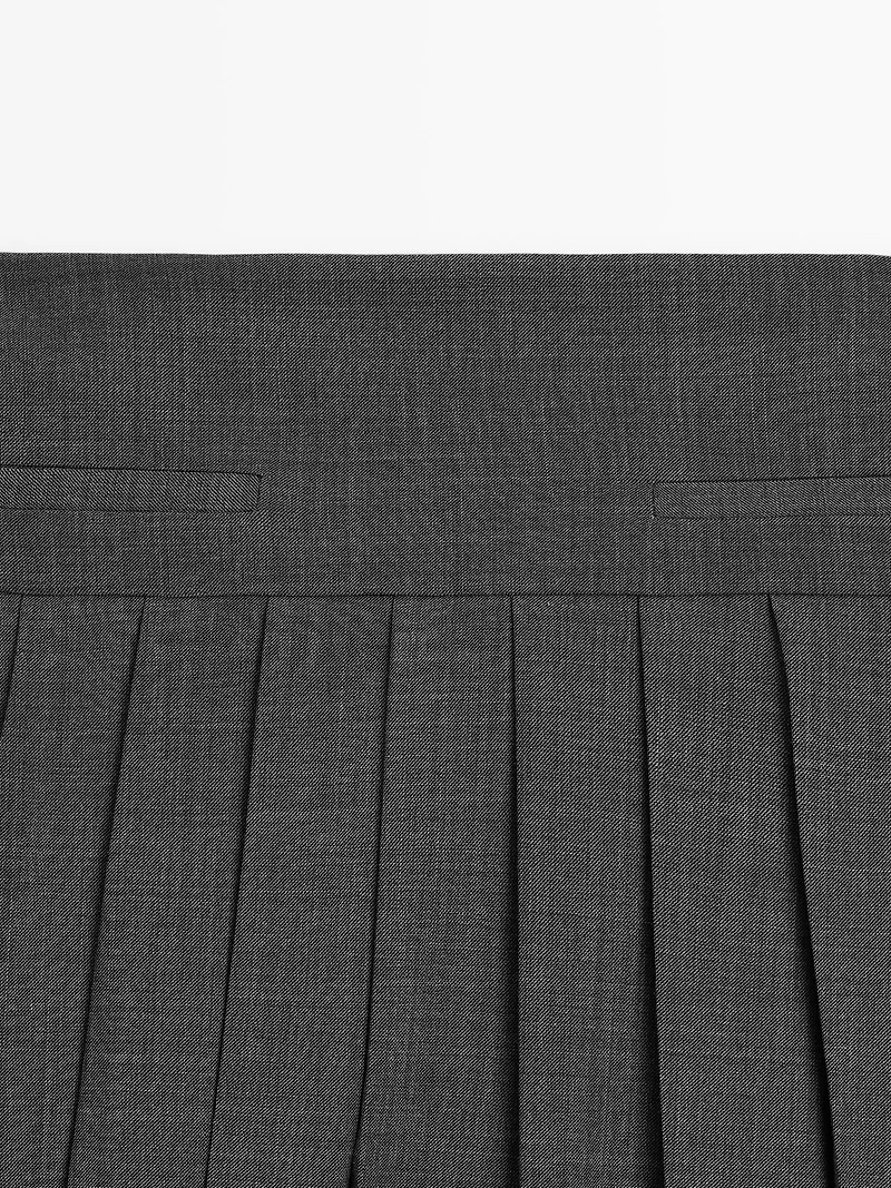 Midi skirt with box pleats