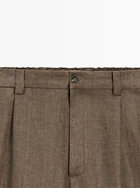 Total look linen trousers with herringbone detail