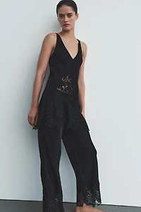 PANTALON EN VISCOSE 100% BRODÉ