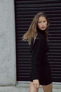 SOFT KNIT SHORT DRESS