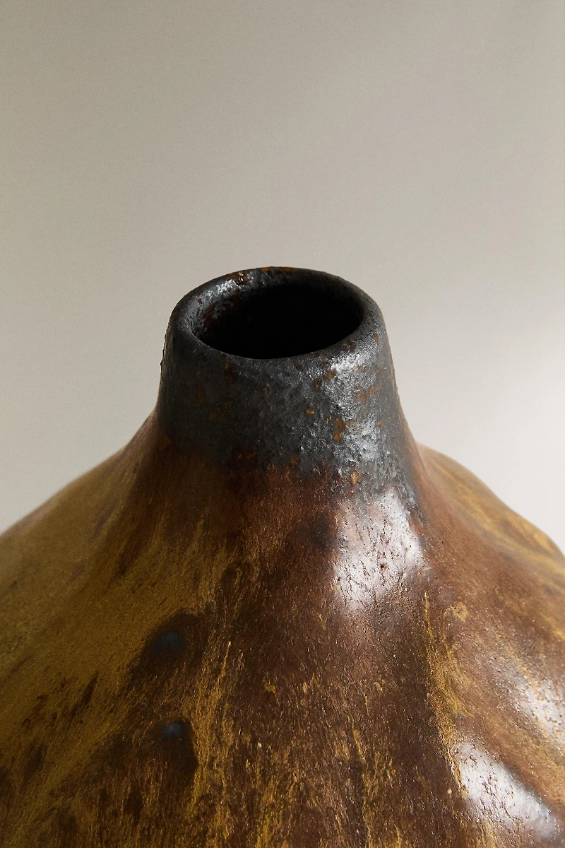 IRREGULAR CERAMIC VASE