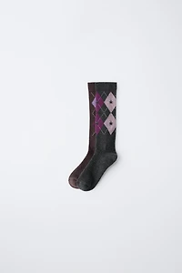 TWO-PACK OF DIAMOND PRINT TALL SOCKS