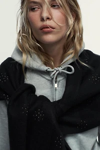 ÉCHARPE AVEC LAINE ET STRASS