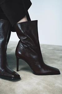 LIMITED EDITION LEATHER SQUARE TOE ANKLE BOOTS