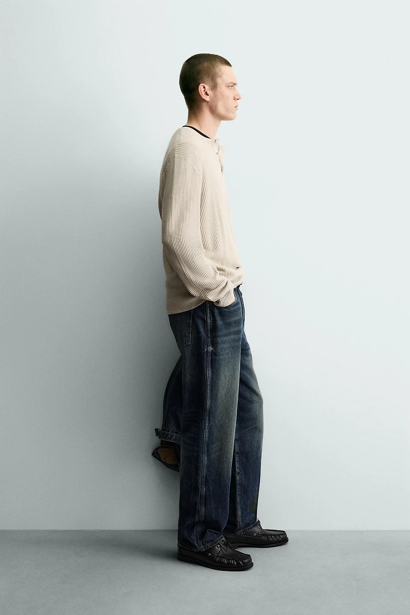 TEXTURED HENLEY JUMPER