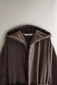 EXTRA SOFT HOODED BATHROBE (380 GXM²)
