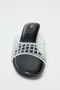 RUBBERIZED EFFECT KITTEN HEELED MULES