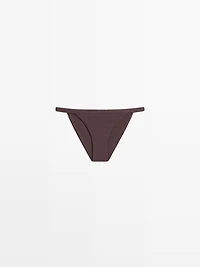 Textured bikini bottoms