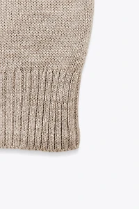 TOP EN MAILLE HALTER