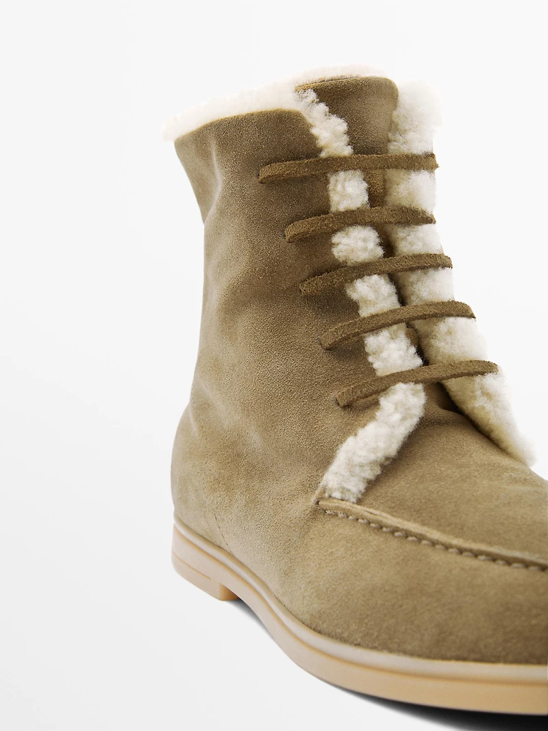 Flat split leather ankle boots with lining