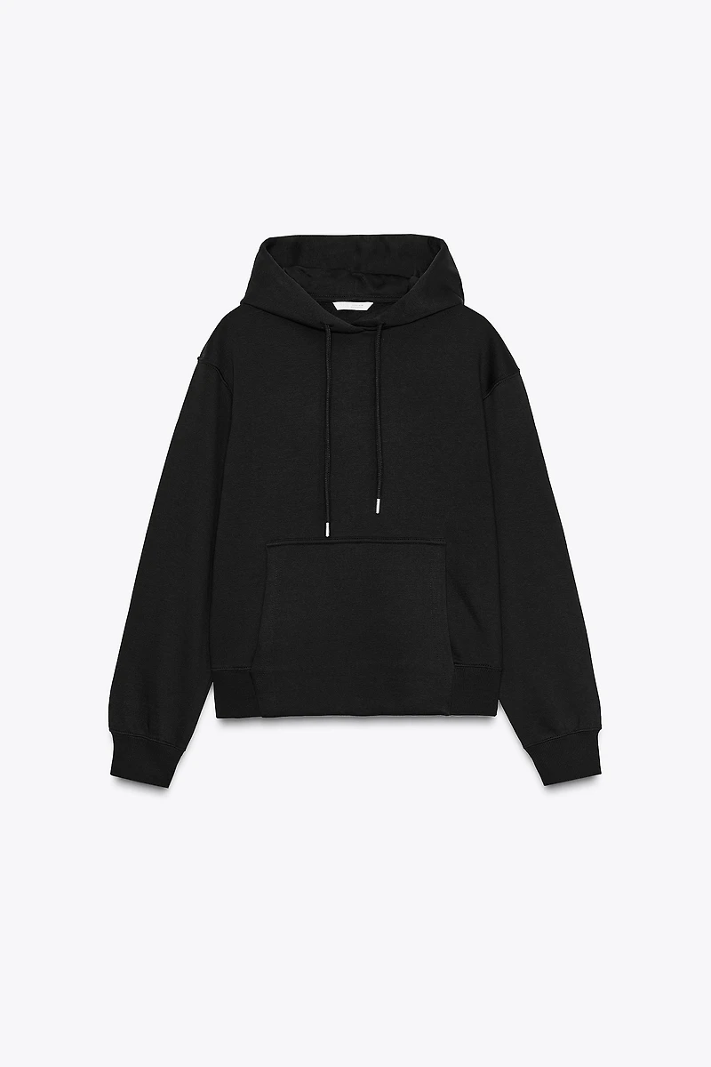 BASIC HOODIE SWEATSHIRT