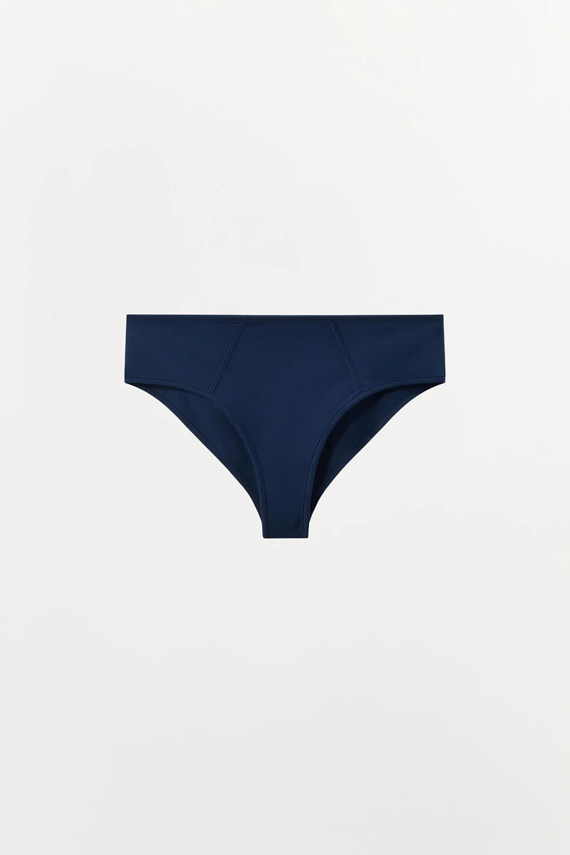 SOFT SEAM UNDERWEAR