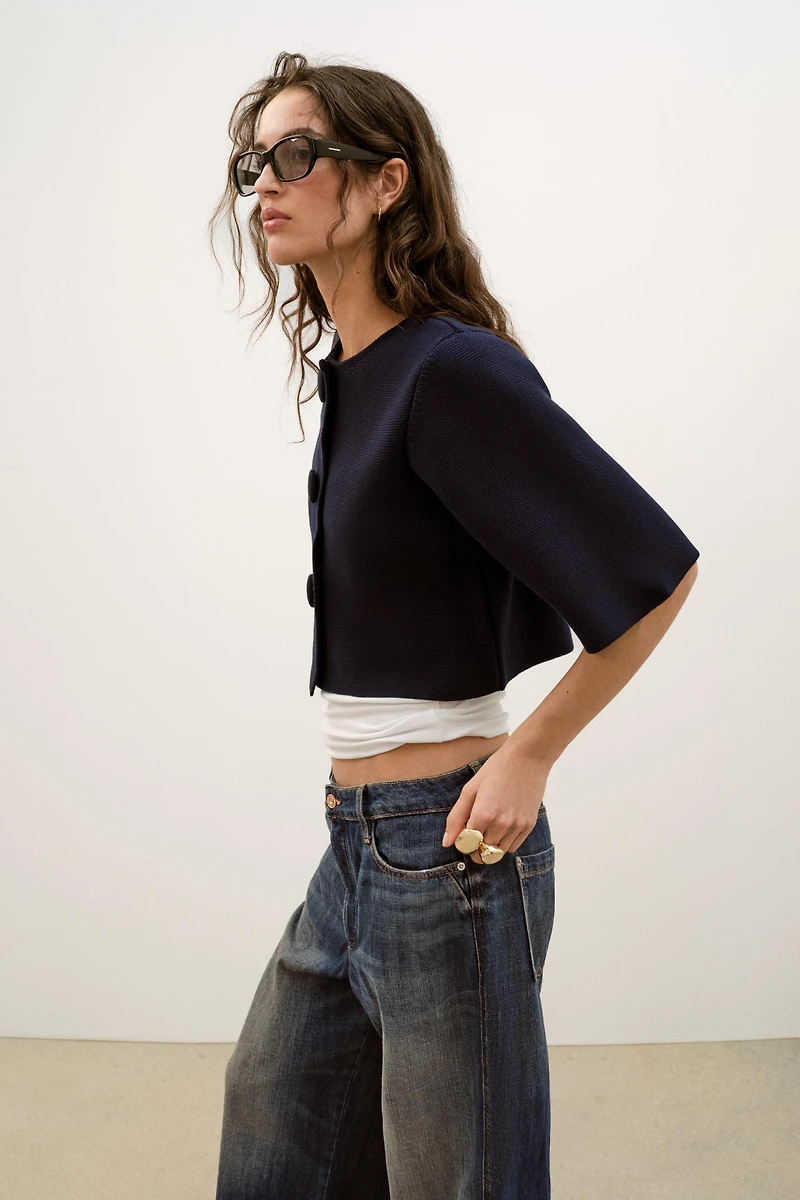 GILET COURT EN MAILLE