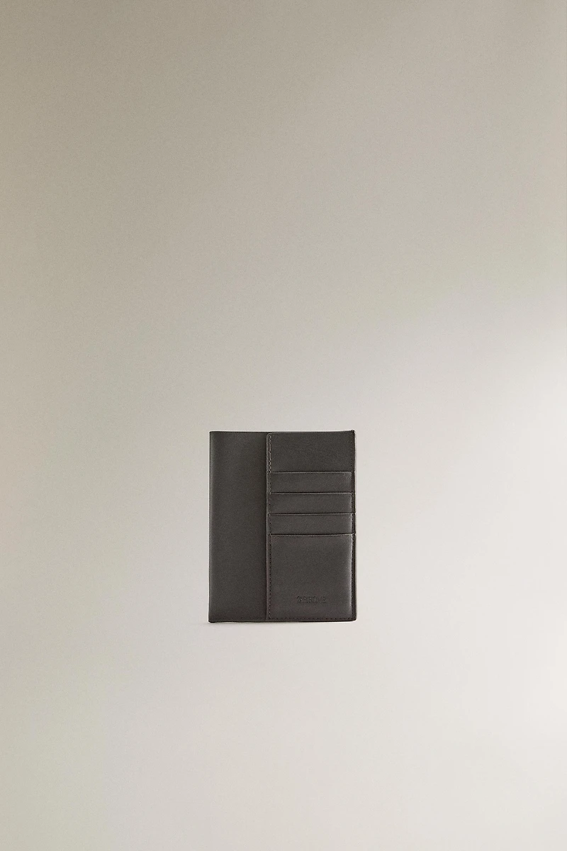 LEATHER TRAVEL DOCUMENT HOLDER