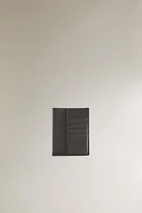 LEATHER TRAVEL DOCUMENT HOLDER