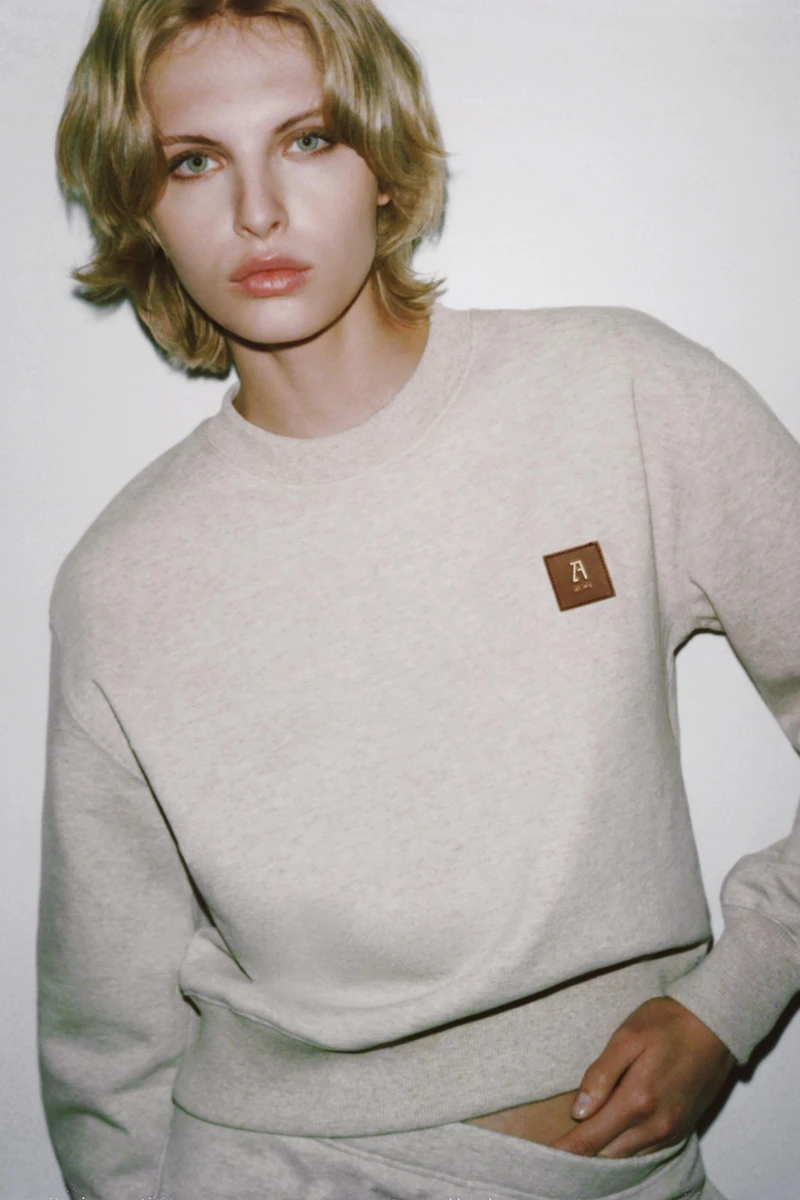 SWEAT ÉTIQUETTE AVANT