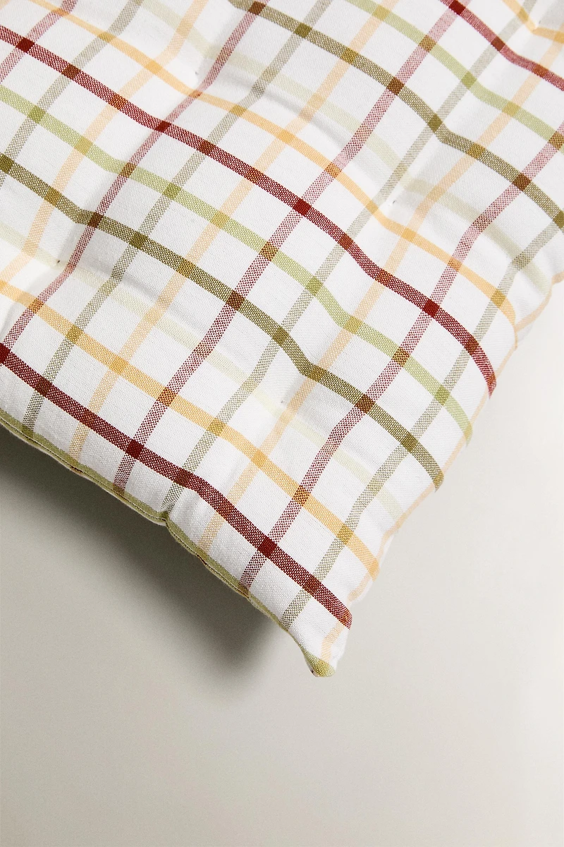 DYED THREAD SEAT CUSHION