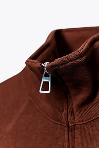 SOFT ZIP SWEATSHIRT