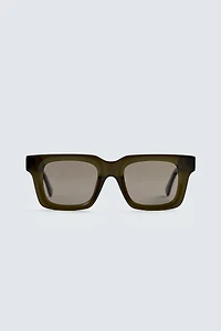 SQUARE SUNGLASSES