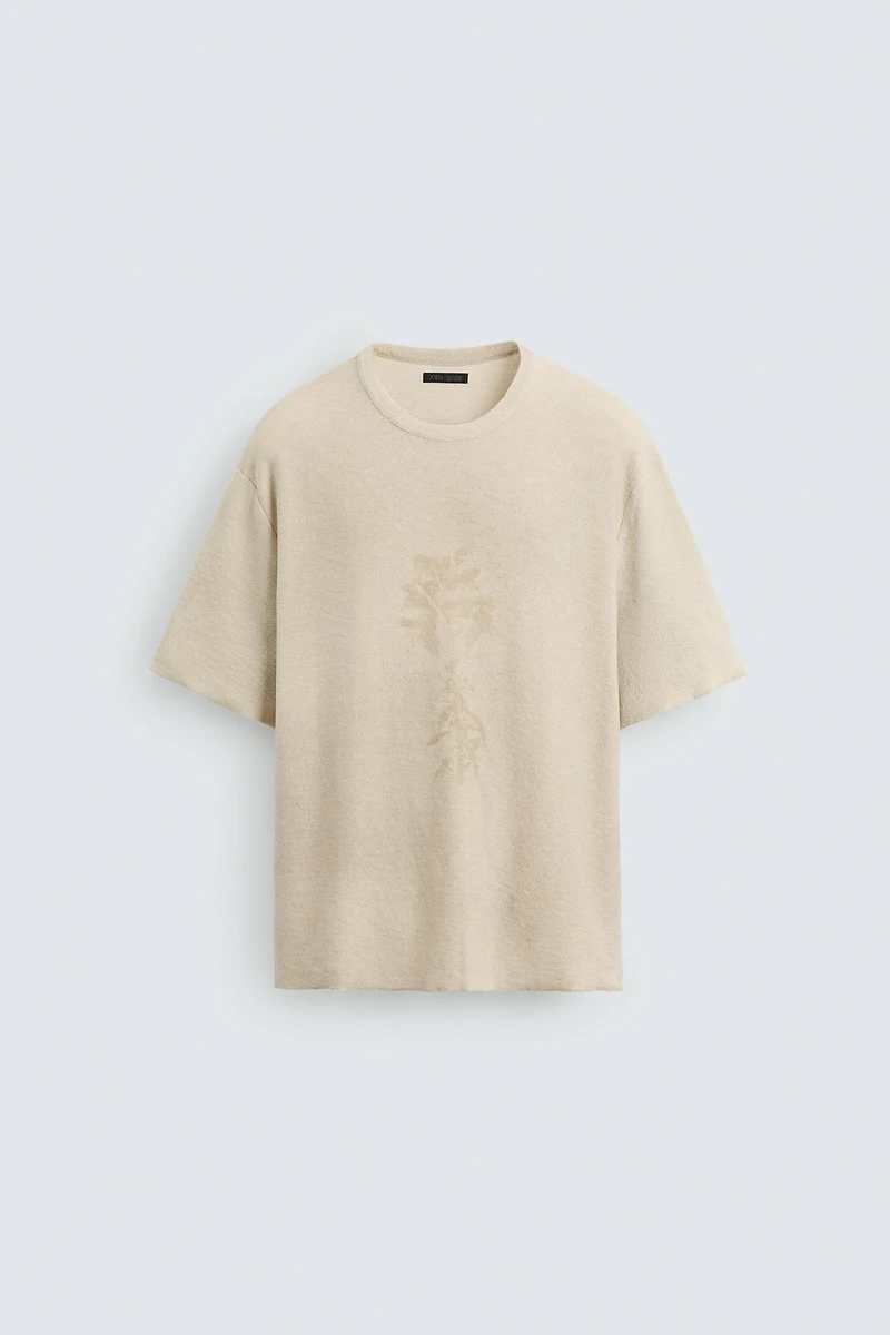 T-SHIRT EN TRICOT IMPRIMÉ SPRAY