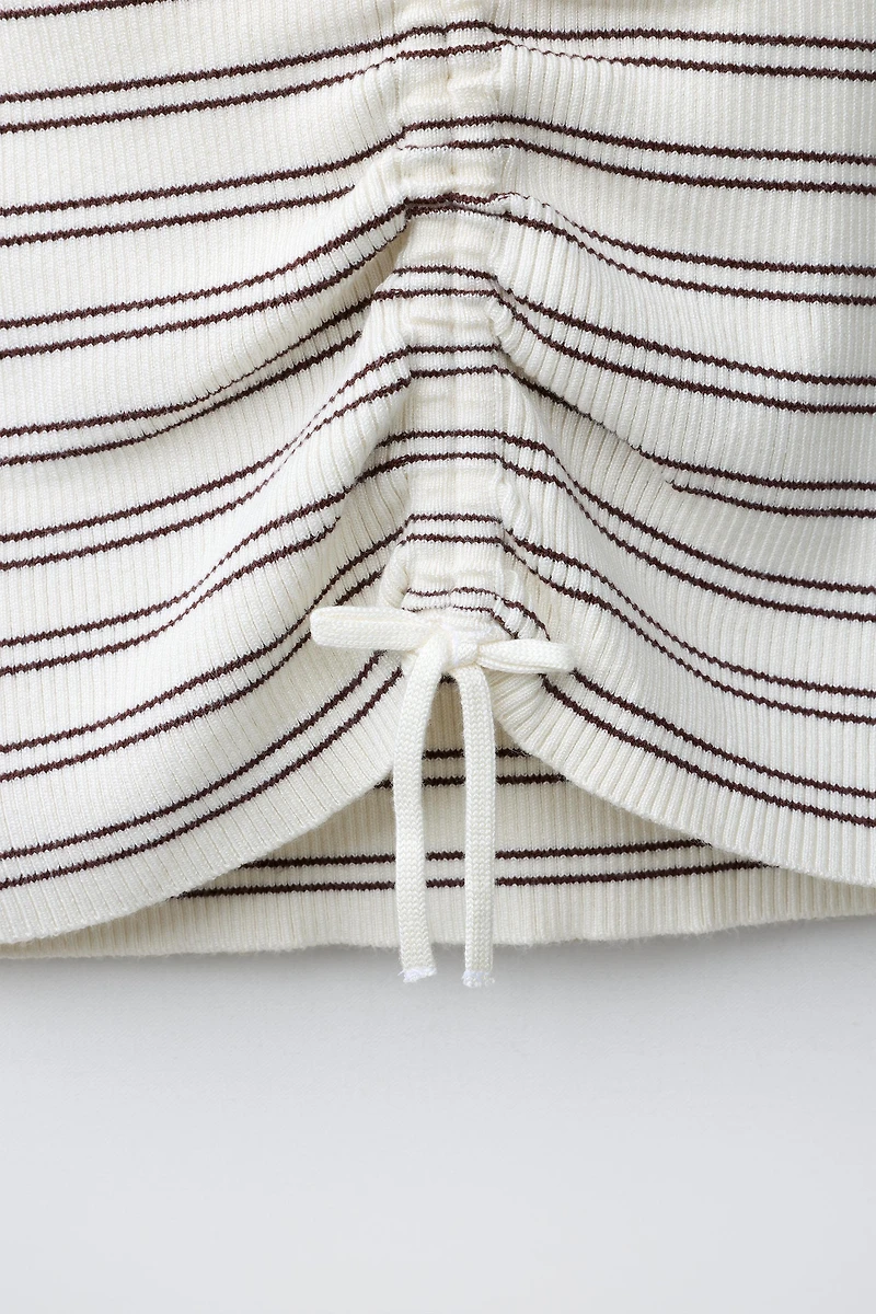 RIBBED KNIT RUCHED TOP