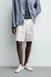RELAXED FIT PLEATED SHORTS