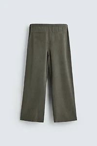 RELAXED FIT FLOWY PANTS
