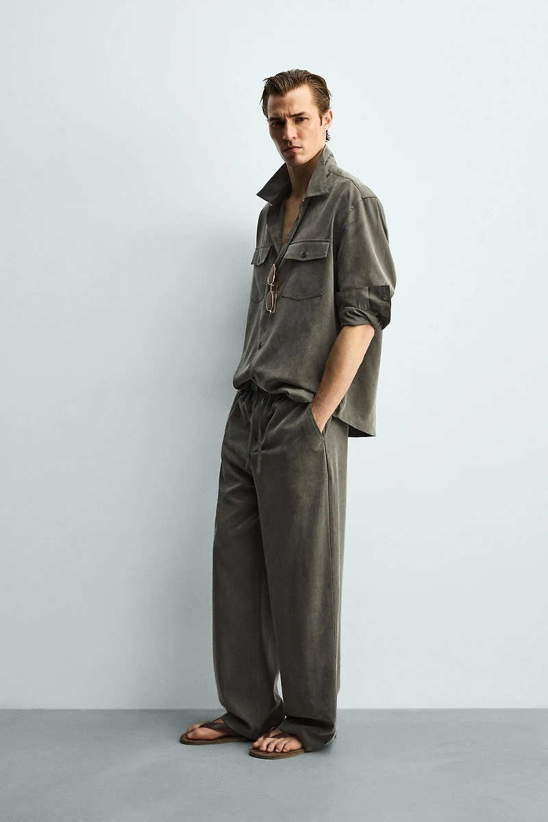 RELAXED FIT FLOWY PANTS