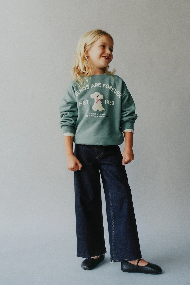 TERRY PATCH SWEATSHIRT