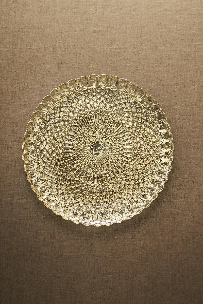 CHRISTMAS TEXTURED GLASS CHARGER