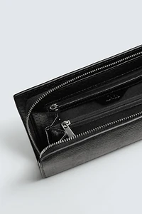 PORTEFEUILLE OVERSIZE IMPRIMÉ CROCODILE