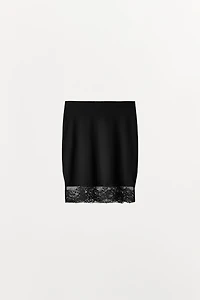 JUPE DOUBLURE AVEC POLYAMIDE ET DENTELLE