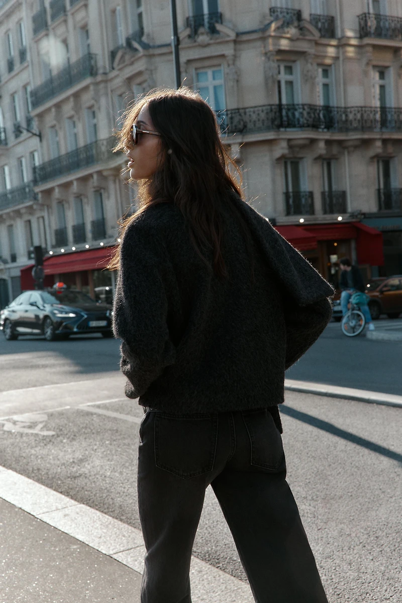 SHORT COAT WITH BOUCLÉ SCARF