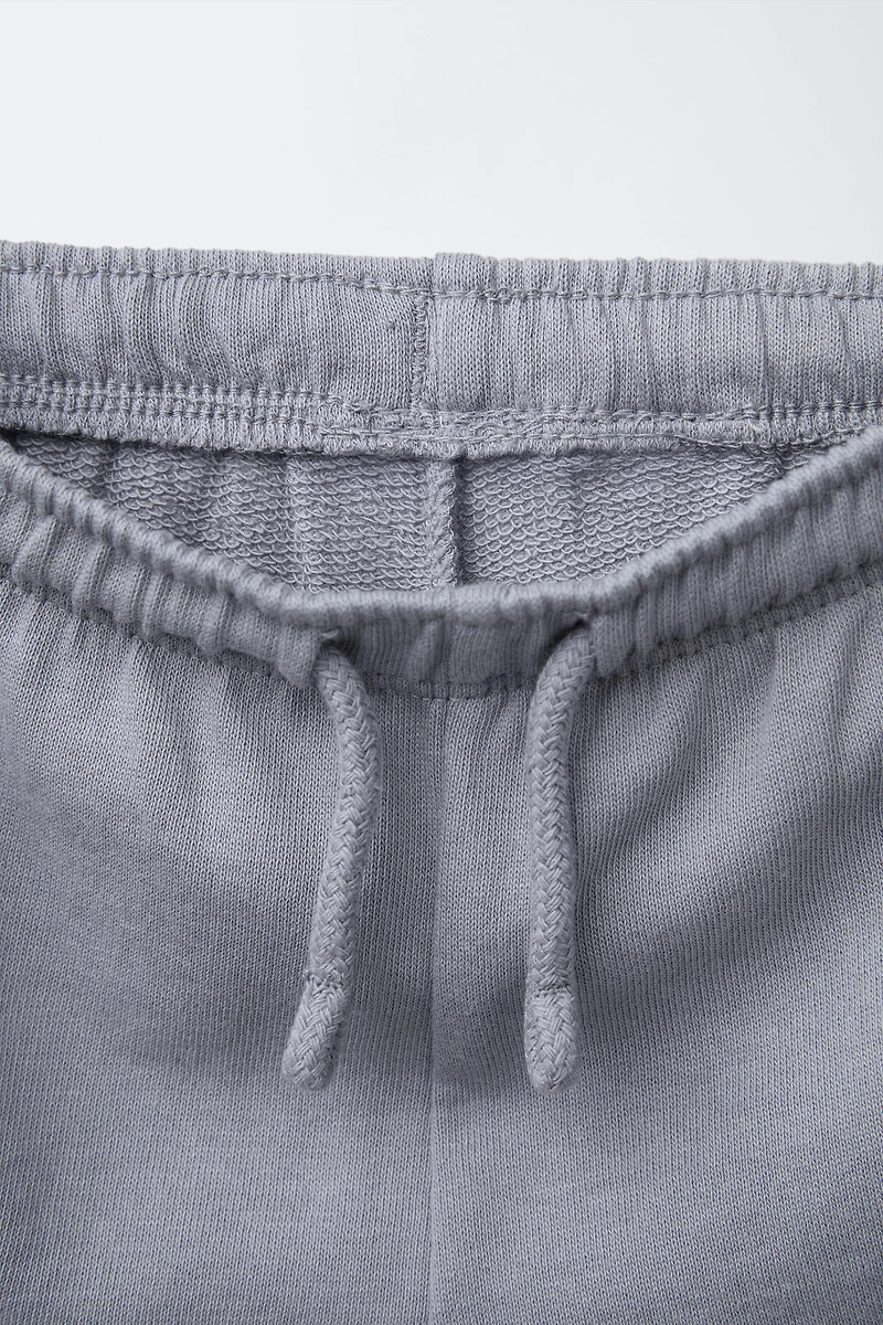 ENSEMBLE DE JOGGING ÉTIQUETTE
