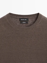 Lightweight 100% linen knit T-shirt