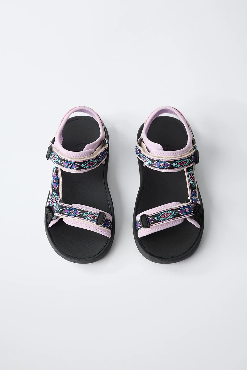 EMBROIDERED TECHNICAL SANDALS
