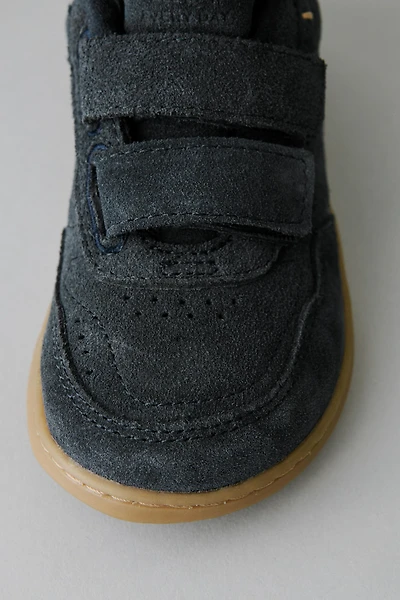 LEATHER STRAP BAREFOOT SNEAKER