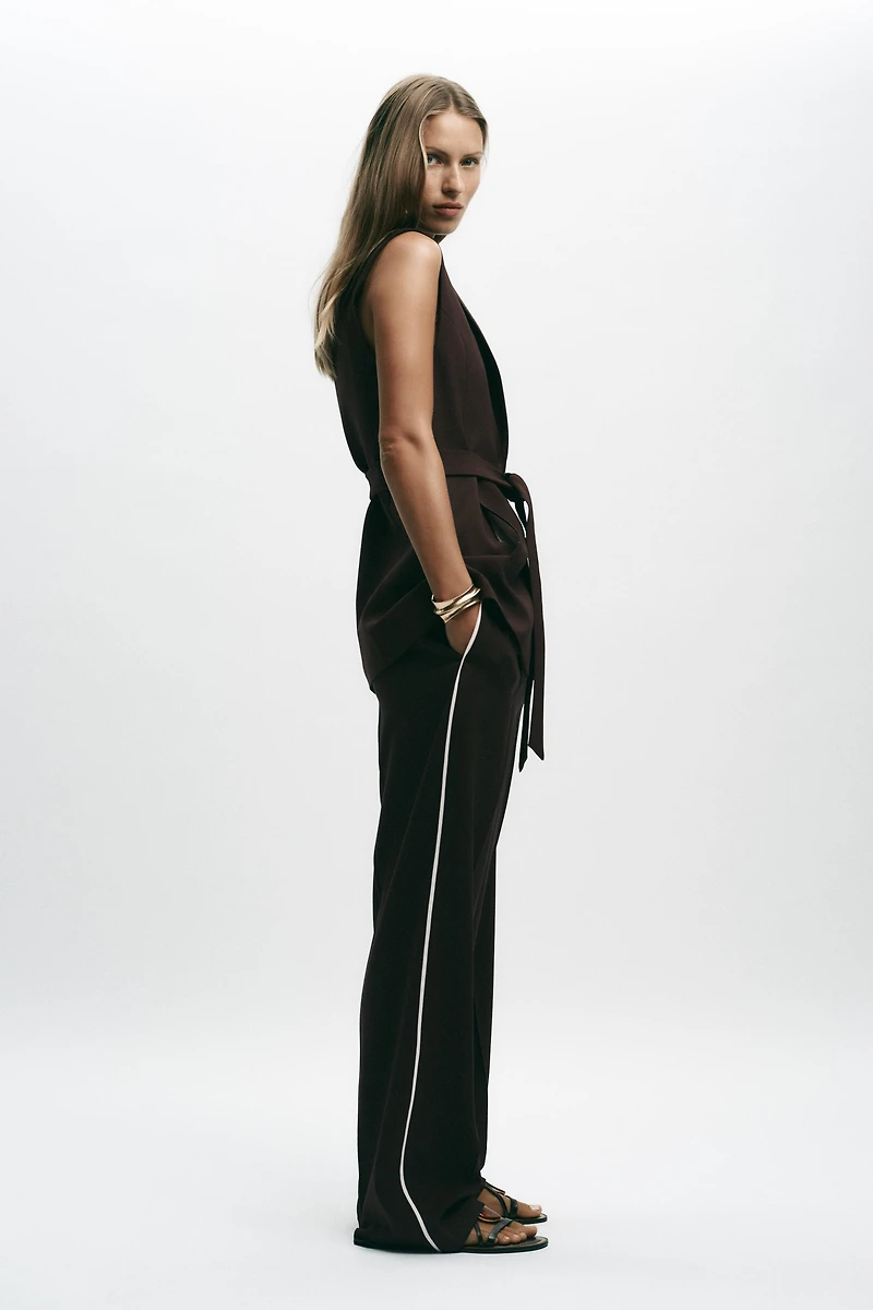 STRAIGHT LEG PANTS WITH SIDE STRIPE